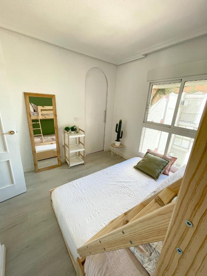 Apartamento En 1ª Linea Con Piscina Alicante Exterior foto